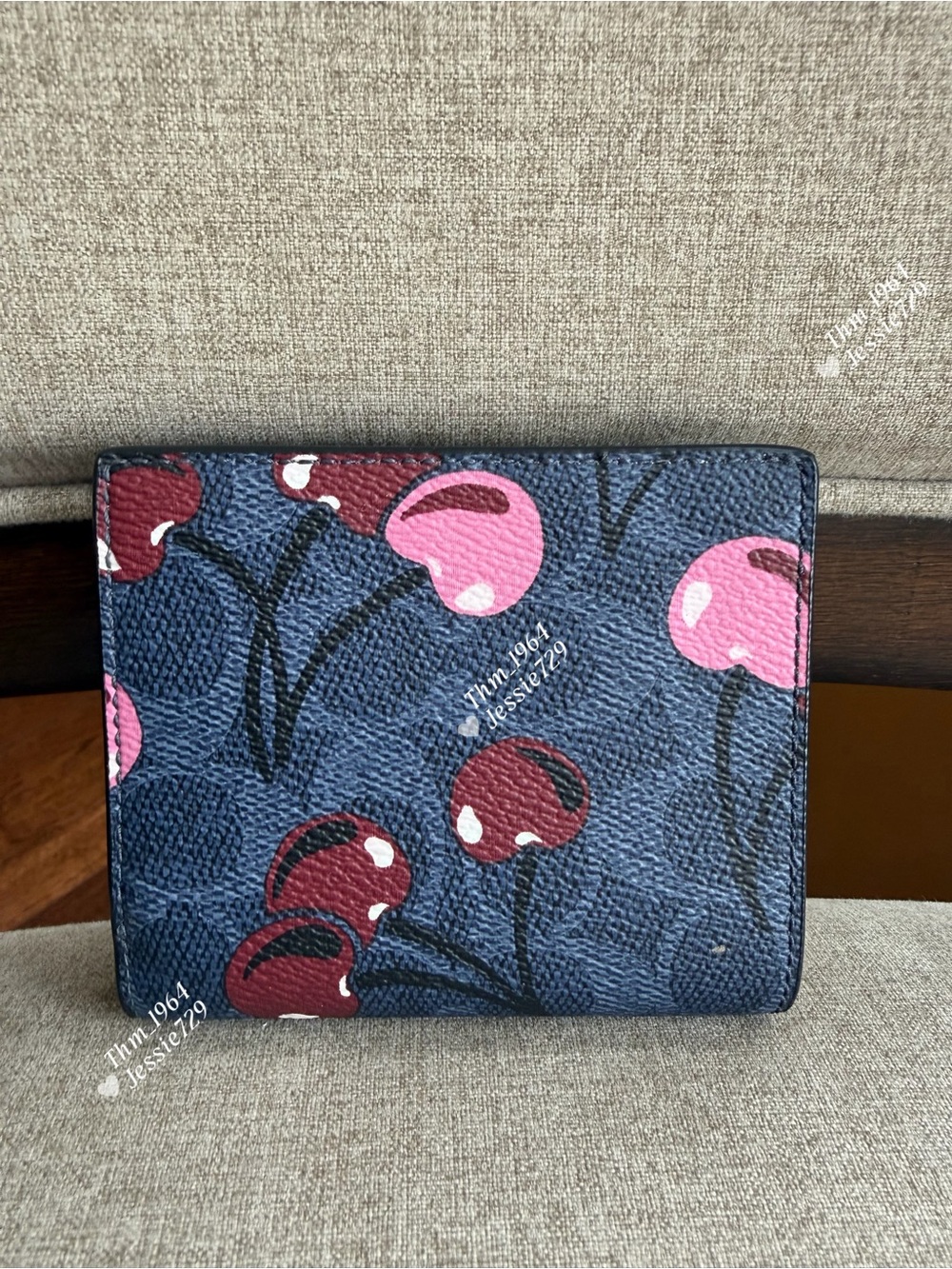 NWT！2PCS COACH TERI SHOULDER BAG IN SIGNATURE CANVAS WITH CHERRY PRINT（CY694） - Picture 15 of 16